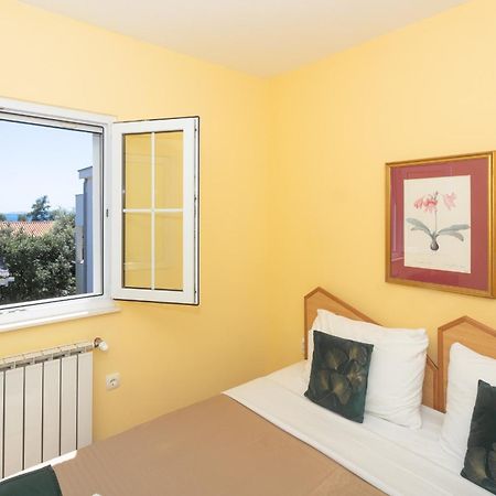 Pansion Pirat Bed and Breakfast Petrcane Buitenkant foto