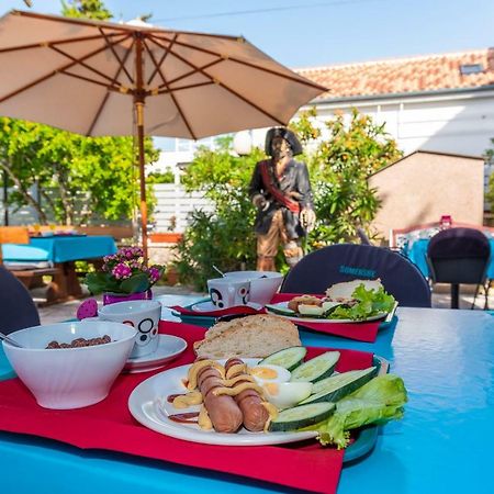Pansion Pirat Bed and Breakfast Petrcane Buitenkant foto