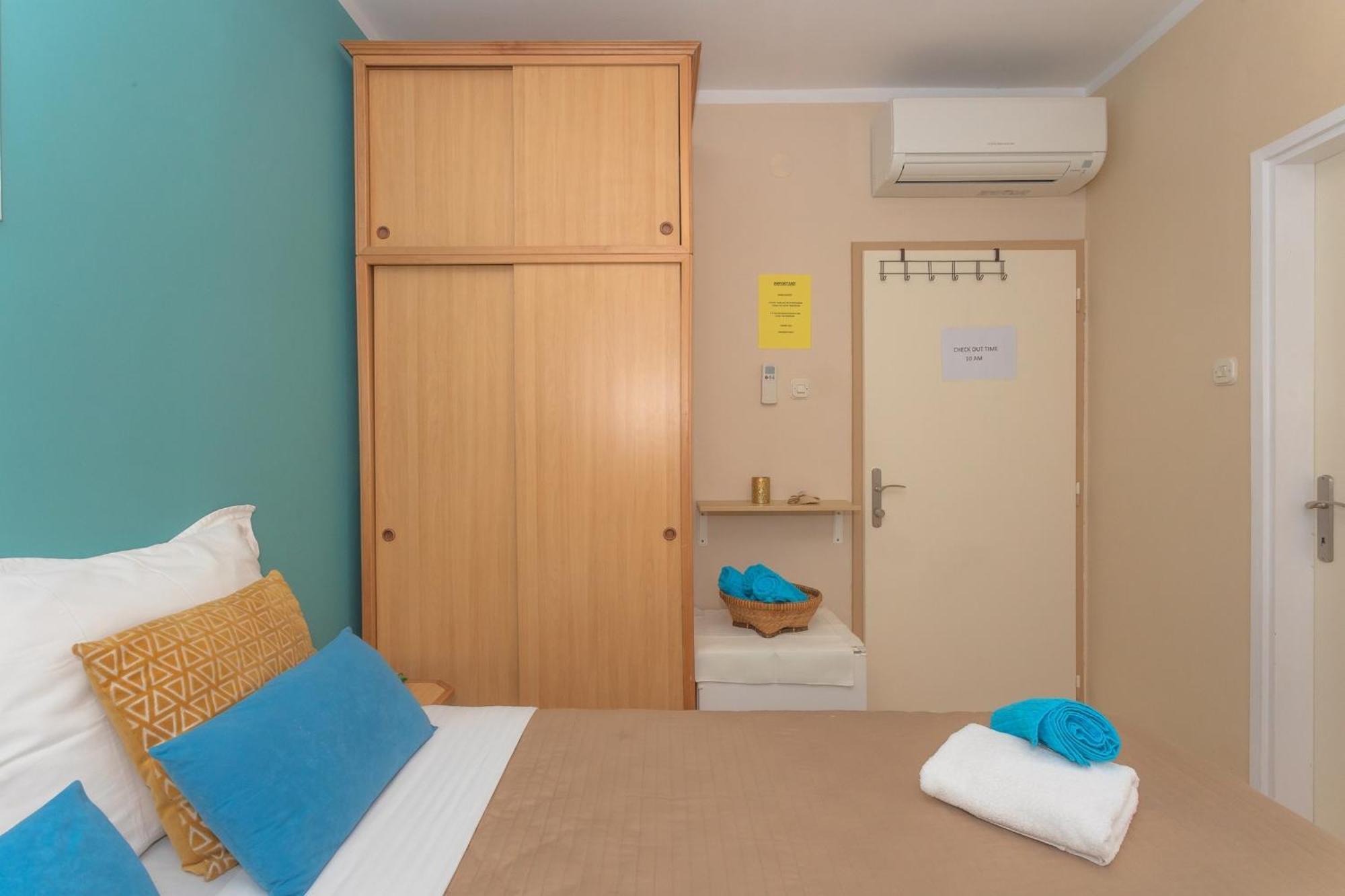 Pansion Pirat Bed and Breakfast Petrcane Kamer foto