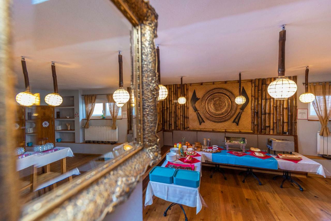 Pansion Pirat Bed and Breakfast Petrcane Buitenkant foto